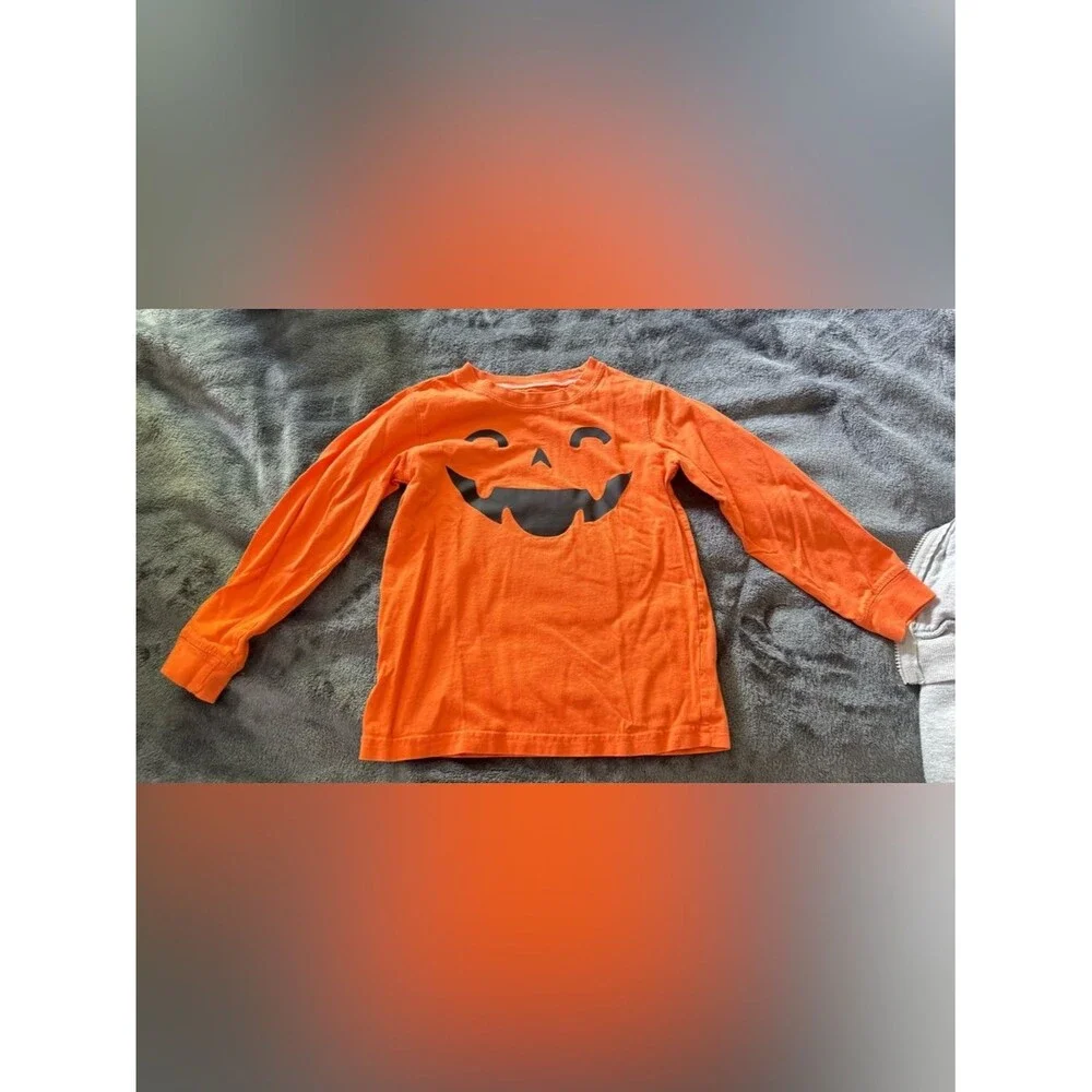 Carter's Orange and Black Kids' Graphic Halloween Tee Duo / bundle 5T unisex